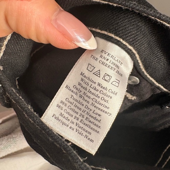 EVERLANE- WOMANS THE CHEEKY JEAN- 29 Regular - Picture 5 of 10